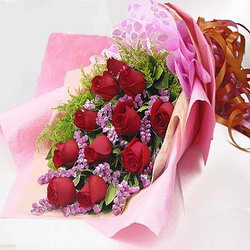 Ankara çiçek yolla dükkanımızdan kırmızı gülden buket çiçeği